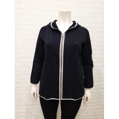 Chaqueta deportiva negra
