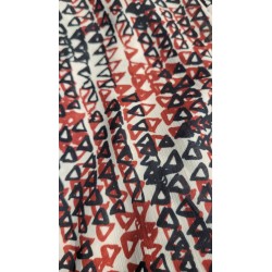 Blusa triangulos Cesar