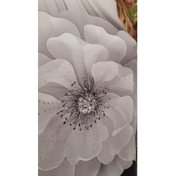 Camiseta gran flor negra