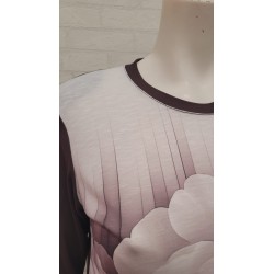 camiseta gran flor marrón