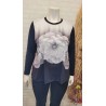 Camiseta gran flor negra